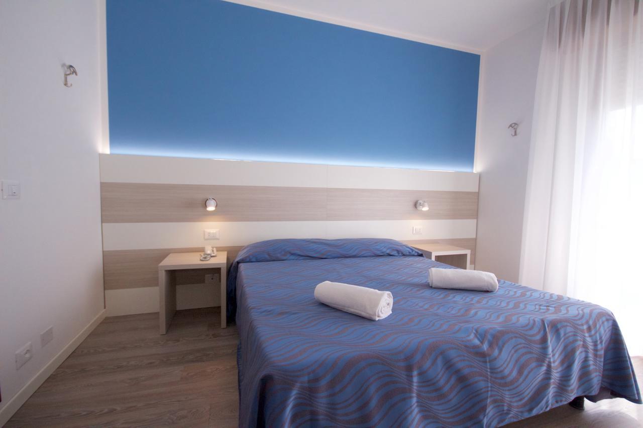 Hotel Serenella Lido di Jesolo Exterior foto